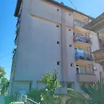 Kovachevi House Къща за гости Приморско