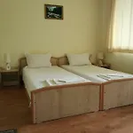 Kovachevi House Къща за гости