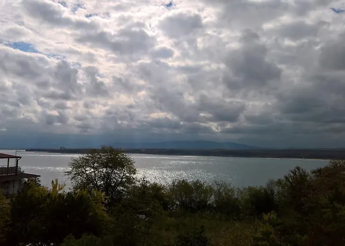 Guest house Kovachevi House