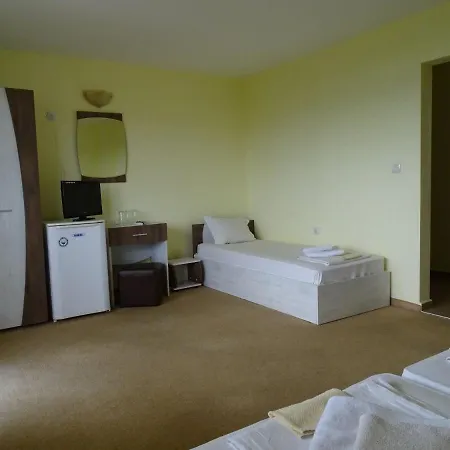 Kovachevi House Къща за гости