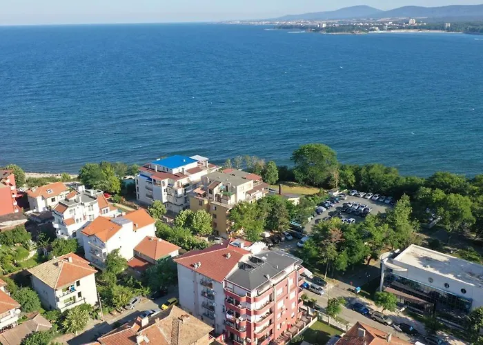 Kovachevi House Gasthof Primorsko